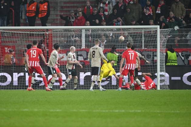 Football, men, 2022 2023 season, Europa League, Play Offs to the round of 16, second leg , 1 FC Union Berlin Ajax Amsterdam, Danilho Doekhi 1 FC Union Berlin , right scores the goal to 3 1 , 23 02 2022, Copyright: xMatthiasxKochx