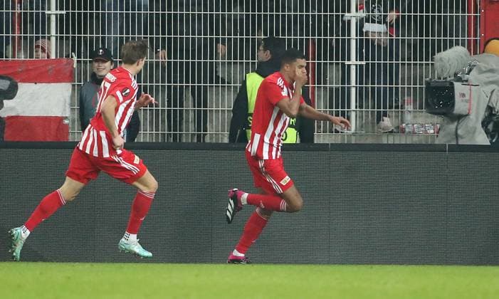 Danilho Doekhi cheering after 3 1 joy emotion jubilation sports football soccer UEL UEFA Europa League men season 2022 2023 23 02 2023 1 FC Union Berlin FCU vs Ajax Amsterdam DFL regulations prohibit any use of photographs as image sequences and or quasi video