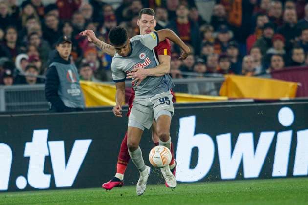 Italy: Europa League football match AS Roma vs FC Salzburg Roma s Serbian midfielder Nemanja Matic challenges for the ball with Salisburgo s Brazilian midfielder Bernardo Fernandes da Silva Junior during the UEFA Europa League first knockout round return match between AS Roma vs FC Salzburg at the Olimpico Stadium in Rome, on February 23, 2023. AS_Romai_Salisburgo_0073 Copyright: xAntonioxBalascox
