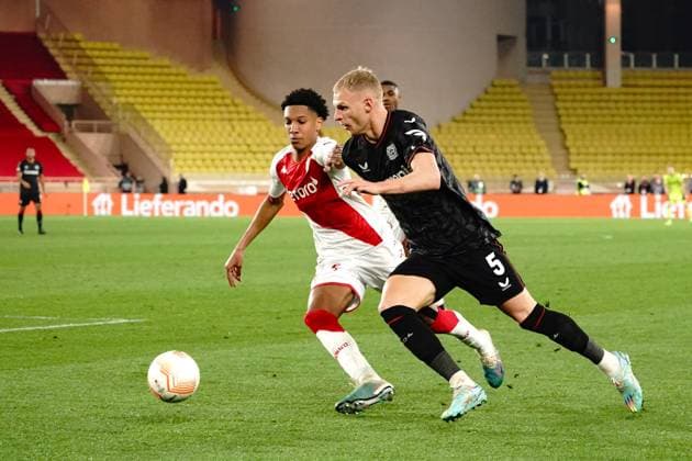 Mitchel Bakker (Bayer 04 Leverkusen) - Edan Diop (AS Monaco) FOOTBALL : AS Monaco vs Bayer 04 Leverkusen - League Europa - Monaco - 23 02 2023 NorbertScanella Panoramic 