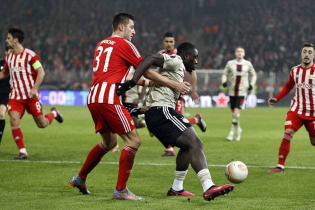 BERLIN - (lr) Robin Knoche of 1. FC Union Berlin, Brian Brobbey of Ajax during the UEFA Europa league play-off match between FC Union Berlin and Ajax Amsterdam and at Stadion An der Alten Forsterei on February 23, 2023 in Berlin, Germany. ANP MAURICE VAN STONE 1. FC Union Berlin v AFC Ajax: Knockout Round Play-Off Leg Two - UEFA Europa League 2022 2023 xVIxANPxSportx xxANPxIVx 463461624 originalFilename: 463461624.jpg