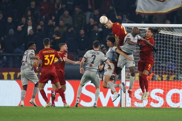 Gianluca Mancini of AS Roma during AS Roma vs RB Salzburg, football Europa League match in Rome, Italy, February 23 2023  Copyright: xAgnxFoto LiveMediax xipa-agency.x xLivexMediax 0 IPA_IPA36305349