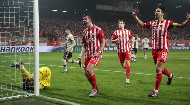 li goalkeeper Geronimo Rulli, Robin Knoche cheering after 1 0, Kevin Behrens, Rani Khedira joy emotion jubilation sports football soccer UEL UEFA Europa League men season 2022 2023 23 02 2023 1 FC Union Berlin FCU vs Ajax Amsterdam DFL regulations prohibit any use of photographs as image sequences and or quasi video