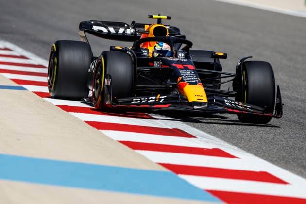 11 PEREZ Sergio (mex), Red Bull Racing RB19, action during the Formula 1 Aramco pre-season testing 2023 of the 2023 FIA Formula One World Championship, WM, Weltmeisterschaft from February 23 to 25, 2023 on the Bahrain International Circuit, in Sakhir, Bahrain - F1 - PRE-SEASON TESTING 2023 - BAHRAIN DPPI Panoramic  00123001__R3_5118
