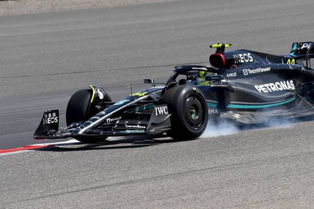 24 02 2023, Bahrain International Circuit, Sakhir, Formula 1 Test Drives in Bahrain 2023 , in picture Lewis Hamilton GBR , Mercedes AMG Petronas Formula One Team Sakhir Bahrain International Circuit Bahrain  eu-images-506