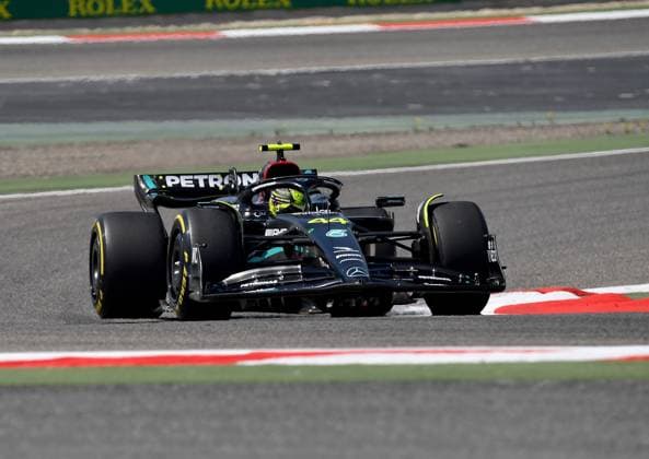 24 02 2023, Bahrain International Circuit, Sakhir, Formula 1 Test Drives in Bahrain 2023 , in picture Lewis Hamilton GBR , Mercedes AMG Petronas Formula One Team Sakhir Bahrain International Circuit Bahrain  eu-images-506