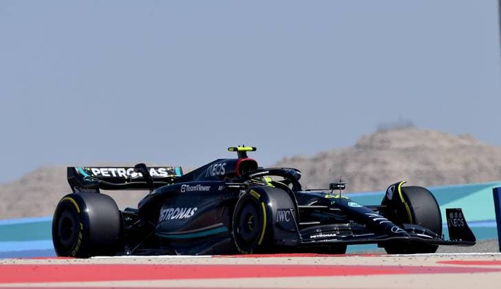 24 02 2023, Bahrain International Circuit, Sakhir, Formula 1 Test Drives in Bahrain 2023 , in picture Lewis Hamilton GBR , Mercedes AMG Petronas Formula One Team Sakhir Bahrain International Circuit Bahrain  eu-images-506