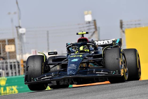 24 02 2023, Bahrain International Circuit, Sakhir, Formula 1 Test Drives in Bahrain 2023 , in picture Lewis Hamilton GBR , Mercedes AMG Petronas Formula One Team Sakhir Bahrain International Circuit Bahrain  eu-images-506