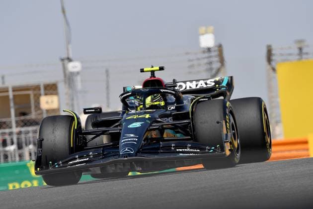 24 02 2023, Bahrain International Circuit, Sakhir, Formula 1 Test Drives in Bahrain 2023 , in picture Lewis Hamilton GBR , Mercedes AMG Petronas Formula One Team Sakhir Bahrain International Circuit Bahrain  eu-images-506