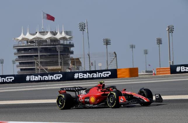 24 02 2023, Bahrain International Circuit, Sakhir, Formula 1 Test Drives in Bahrain 2023 , in picture Carlos Sainz Jr ESP , Scuderia Ferrari Sakhir Bahrain International Circuit Bahrain  eu-images-506