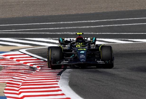 24 02 2023, Bahrain International Circuit, Sakhir, Formula 1 Test Drives in Bahrain 2023 , in picture Lewis Hamilton GBR , Mercedes AMG Petronas Formula One Team Sakhir Bahrain International Circuit Bahrain  eu-images-506