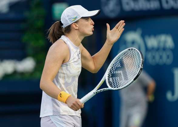 Iga Swiatek Tennis Dubai Tennis Championships 2023 WTA Dubai Duty Free Tennis Stadium Dubai United Arab Emirates 24 February 2023 Copyright: xJuergenxHasenkopfx