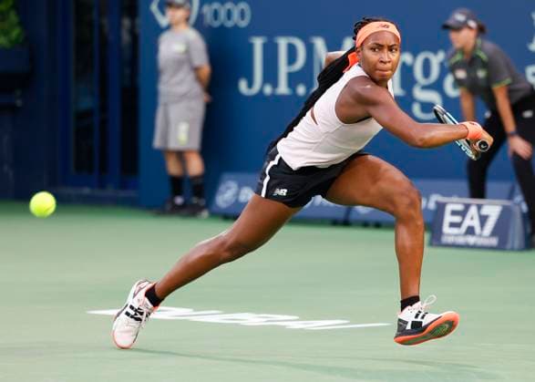 Coco Gauff Tennis Dubai Tennis Championships 2023 WTA Dubai Duty Free Tennis Stadium Dubai United Arab Emirates 24 February 2023 Copyright: xJuergenxHasenkopfx