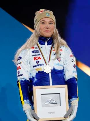 PLANICA 20230224 Sprint gold medalist Jonna Sundling at the medal ceremony during skiing WC PLANICA Slovenia skiing x10430x,  Copyright: xChristinexOlsson TTx SKID-VM 2023