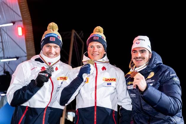 230224 Silver medalist Pal Golberg of Norway, gold medalist Johannes Hosflot Klaebo of Norway and bronze medalist Jules Chappaz of France pose with their medals at the Medal ceremony for the men?s cross country skiing sprint during the FIS Nordic Ski World Championships on February 24, 2023 in Kranjska Gora Photo Petter Arvidson BILDBYRAN kod PA PA0519 skidor cross country skiing langrenn skid vm 2023 fis nordic ski world championships bbeng fis nordic world ski championships vm ski vm medaljceremoni medal ceremony jubel,  Copyright: PETTERxARVIDSON BB230224PA215