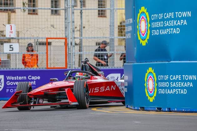 Sport Themen der Woche KW08 Sport Bilder des Tages 23 FENESTRAZ Sacha (fra), Nissan Formula E Team, Spark-Nissan, Nissan e-4ORCE 04, action during the 2023 Cape Town ePrix, 4th meeting of the 2022-23 ABB FIA Formula E World Championship, WM, Weltmeisterschaft on the Cap Town Street Circuit from February 23 to 25, in Cape Town, South Africa - AUTO - 2023 FORMULA E CAPE TOWN ePRIX DPPI Panoramic  03423004_AG_3165