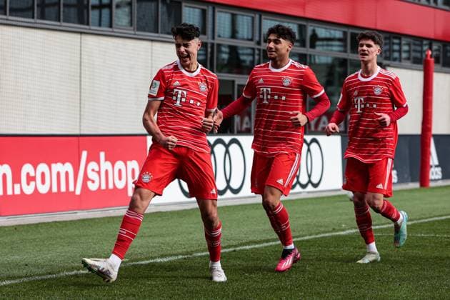 A Junioren Bundesliga Sued Suedwest FC Bayern Muenchen U19 FC Augsburg U19 25 02 2023 Bayerns jubilation after Aleksandar PAVLOVIC FCB scored 1 0 FCB 6 Copyright: xBEAUTIFULxSPORTS Goldbergx