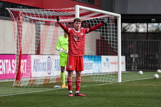 A Junior Bundesliga Sued Suedwest FC Bayern Muenchen U19 FC Augsburg U19 25 02 2023 Paul WANNER FCB 10 can not believe it Copyright: xBEAUTIFULxSPORTS Goldbergx