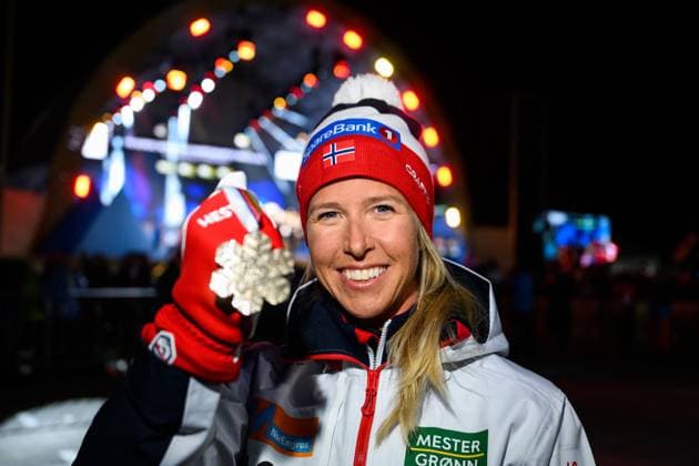 230225 Bronze medalist Astrid oyre Slind of Norway pose her bronze medal at the Medal ceremony for the women?s cross country skiing skiathlon during the FIS Nordic Ski World Championships on February 25, 2023 in Kranjska Gora Photo Petter Arvidson BILDBYRAN code PA PA0521 cross country skis skiing cross-country ski world championships 2023 fis Nordic ski world championships bbeng fis Nordic world ski championships wm ski wm medal ceremony medal ceremony jubel norge,  Copyright: PETTERxARVIDSON BB230225PA159