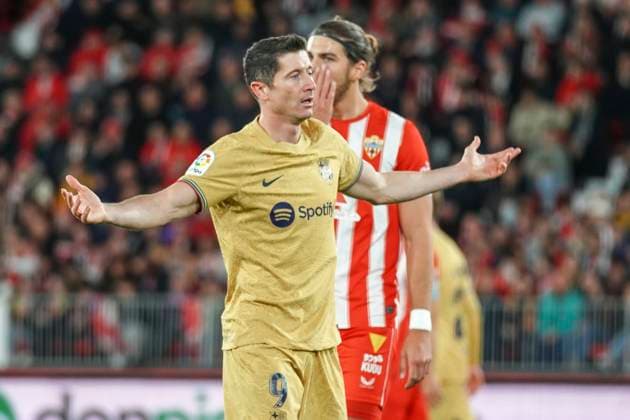 Sport Themen der Woche KW08 Sport Bilder des Tages Partido de LaLiga Santander entre el Almeria y el Barcelona. En la imagen, Lewandowski. LaLiga SmartBank match between Almeria and Barcelona. In this picture, Lewandowski. CURROxVALLEJO  ecommerceFotos eCommerce2-132643225