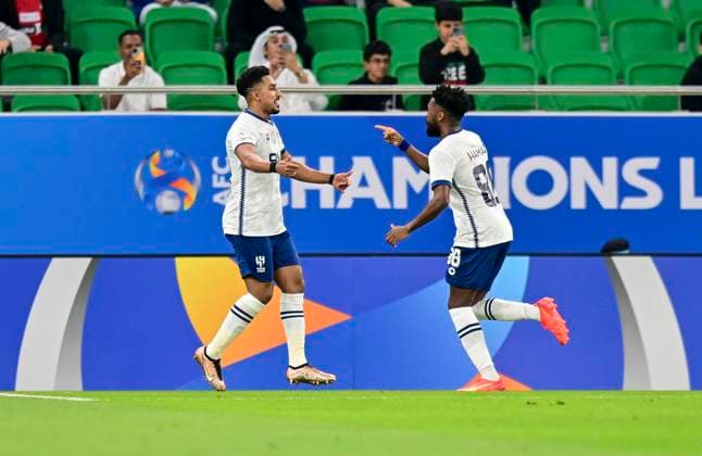 Fußball, AFC Champions League, Al Duhal SC - Al-Hilal Riad Al Hilal Saudi FC v Al Duhal SC - AFC Champions League 2022 Salem Aldawsari (L) of Saudi Arabias Al Hilal Saudi FC celebrate after scoring during the AFC Champions League 2022 semi-finals match between Al Hilal Saudi FC and Al Duhal SC at Al Thumama Stadium in Doha, Qatar on 26 February 2023.Al Hilal Saudi FC won 7-0 DOHA Qatar  Copyright: xNoushadxThekkayilx originalFilename:varittyakkal-afcchamp230226_npyGs.jpg