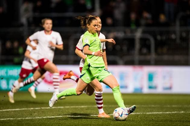 DFB Pokal der Frauen Viertelfinale, 1 FC Koeln VfL Wolfsburg 28 02 2023 Ewa Pajor 9, VfL Wolfsburg scores the 0 1 DFB Pokal der Frauen Viertelfinale, 1 FC Koeln VfL Wolfsburg, Koeln, Sportpark Hoehenberg DFB REGULATIONS PROHIBIT ANY USE OF PHOTOGRAPHS AS IMAGE SEQUENCES AND OR QUASI VIDEO Copyright: xBEAUTIFULxSPORTS Wunderlx