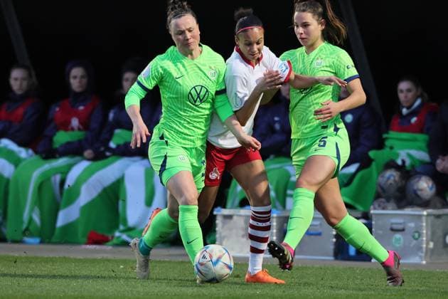 Sport 1 FC Cologne vs VFL Wolfsburg, Football Women, DFB Cup, Quarterfinal, Center Sarah Maria Puntigam 1 FC Cologne , Picture , 28 02 2023