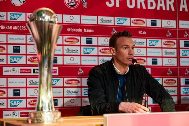 DFB Pokal der Frauen Viertelfinale, 1 FC Koeln VfL Wolfsburg 28 02 2023 Tommy Stroot Trainer VfL Wolfsburg in the press conference DFB Pokal der Frauen Viertelfinale, 1 FC Koeln VfL Wolfsburg, Koeln, Sportpark Hoehenberg DFB REGULATIONS PROHIBIT ANY USE OF PHOTOGRAPHS AS IMAGE SEQUENCES AND OR QUASI VIDEO Copyright: xBEAUTIFULxSPORTS Wunderlx