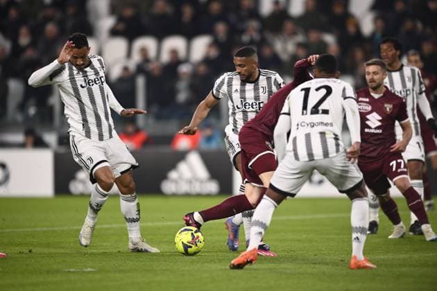 Foto Fabio Ferrari LaPresse 28 Febbraio 2023 - Torino, Italia - calcio - ESCLUSIVA TORINO FC- Juventus vs Torino - Campionato italiano di calcio Serie A TIM 2022 2023 - Juventus Stadium. Nella foto: Bremer (Juventus F.C.), Danilo (Juventus F.C.) February 28, 2023 Turin, Italy - sport, calcio - Exclusive Torino Fc-Juventus vs Torino - Italian Serie A Football Championship 2022 2023 - Juventus Stadium. In the pic: Bremer (Juventus F.C.), Danilo (Juventus F.C.)  Copyright: xFabioxFerrari LaPressex