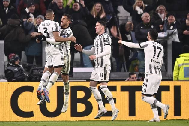 Foto Fabio Ferrari LaPresse 28 Febbraio 2023 - Torino, Italia - calcio - ESCLUSIVA TORINO FC- Juventus vs Torino - Campionato italiano di calcio Serie A TIM 2022 2023 - Juventus Stadium. Nella foto: esultanza Bremer (Juventus F.C.) dopo il goal 3-2 February 28, 2023 Turin, Italy - sport, calcio - Exclusive Torino Fc-Juventus vs Torino - Italian Serie A Football Championship 2022 2023 - Juventus Stadium. In the pic: Bremer (Juventus F.C.) celebrates after scoring 3-2  Copyright: xFabioxFerrari LaPressex