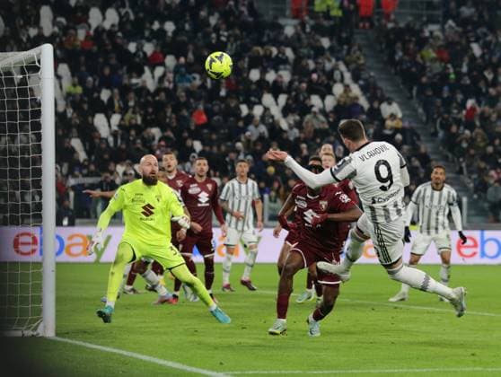 February 28, 2023, Turin, Italy: Dusan Vlahovic of Juventus in attempt to score a goal during the Italian Serie A, football match between Juventus Fc and Torino Fc, on 28 February 2023 at Allianz Stadium, Turin, Italy. Photo Ndrerim Kaceli. italian soccer Serie A match - Juventus FC vs Torino FC, Turin, Italy  - ZUMAl164 20230228_zsa_l164_128 Copyright: xNderimxKacelix