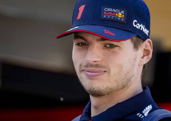 BAHRAIN - Max Verstappen (Red Bull Racing) on arrival at the Bahrain International Circuit in the Sakhir desert area ahead of the Bahrain Grand Prix. ANP SEM VAN DER WAL xVIxANPxSportx xxANPxIVx 463981471 originalFilename: 463981471.jpg