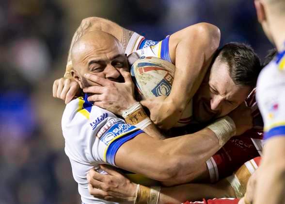 Sport Themen der Woche KW09 Sport Bilder des Tages Warrington Wolves v Salford Red Devils Picture by Allan McKenzie SWpix.com - 02 03 2023 - Rugby League Round 3 - Betfred Super League - Warrington Wolves v Salford Red Devils - Halliwell Jones Stadium, Warrington, England - Warrington s Sam Kasiano is tackled by Salford s Adam Sidlow. Warrington Halliwell Jones Stadium England Copyright: x xSWpix.comx(t axPhotographyxHubxLtd)xAllanxMcKenzie SWpix.comx