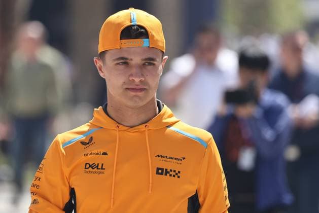 F1 Bahrain Grand Prix Practice Lando Norris of McLaren before the practice ahead of the Formula 1 Bahrain Grand Prix at Bahrain International Circuit in Sakhir, Bahrain on March 3, 2023. Sakhir Bahrain  Copyright: xJakubxPorzyckix originalFilename:porzycki-f1bahrai230303_nptXB.jpg