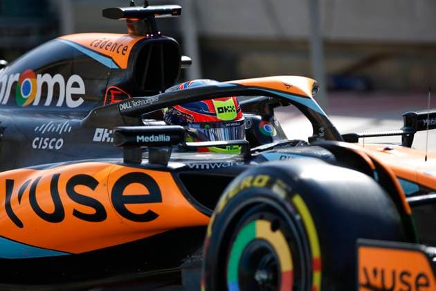 81 PIASTRI Oscar (aus), McLaren F1 Team MCL60, actionduring the Formula 1 Gulf Air Bahrain Grand Prix 2023, 1st round of the 2023 FIA Formula One World Championship, WM, Weltmeisterschaft from March 2 3 to 5, 2023 on the Bahrain International Circuit, in Sakhir, Bahrain - F1 - BAHRAIN GRAND PRIX 2023 DPPI Panoramic  _R3_7769