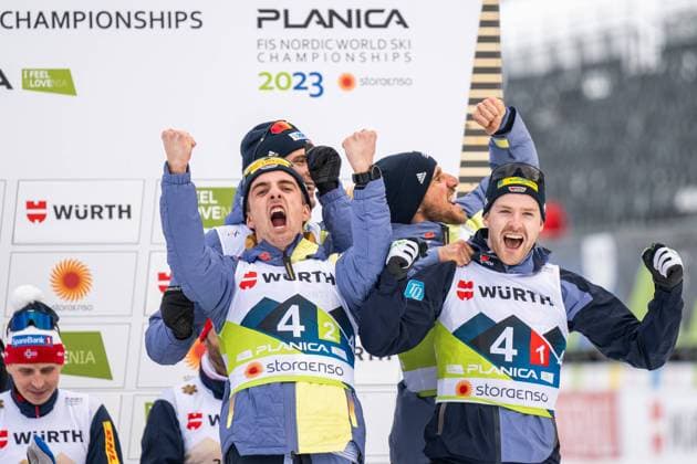 Bilder des Jahres 2023, Sport 03 März 230303 bronze medalists Albert Kuchler, Janosch Brugger, Jonas Dobler and Friedrich Moch of Germany celebrate at the flower ceremony after the Men s Cross Country Skiing 4 x 10km Relay during the FIS Nordic Ski World Championships on March 3, 2023 in Planica. Photo: Petter Arvidson BILDBYRAN kod PA PA0531 skidor cross-country skiing langrenn skid-vm 2023 fis nordic ski world championships bbeng fis nordic world ski championships vm ski-vm day 10 mens 4 x 10 km relay stafett jubel tyskland germany *** 230303 bronze medalists Albert Kuchler, Janosch Brugger, Jonas Dobler and Friedrich Moch of Germany celebrate at the flower ceremony after the Men s Cross Country Skiing 4 x 10km Relay during the FIS Nordic Ski World Championships on March 3, 2023 in Planica Photo Petter Arvidson BILDBYRAN kod PA PA0531 skidor cross country skiing langrenn skid vm 2023 fis nordic ski world championships bbeng fis nordic world ski championships vm ski vm day 10 mens 4 x 10 km relay stafett jubel tyskland germany,  Copyright: PETTERxARVIDSON BB230303PA120