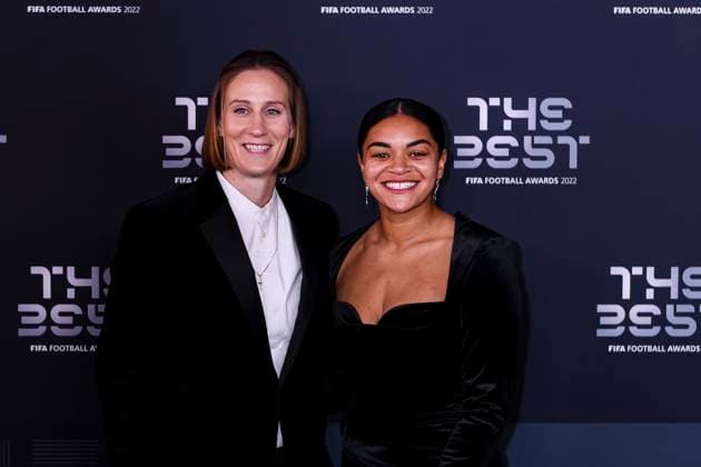 Football, Jess Carter, fiancée of Ann-Katrin Berger withdraws from social media because of hate,