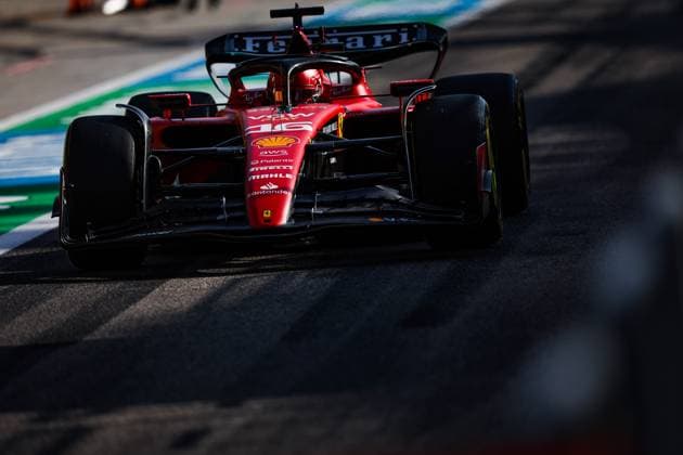 16 LECLERC Charles (mco), Scuderia Ferrari SF-23, action during the Formula 1 Gulf Air Bahrain Grand Prix 2023, 1st round of the 2023 FIA Formula One World Championship, WM, Weltmeisterschaft from March 2 to 5, 2023 on the Bahrain International Circuit, in Sakhir, Bahrain - F1 - BAHRAIN GRAND PRIX 2023 DPPI Panoramic  20230303_G0OD8786