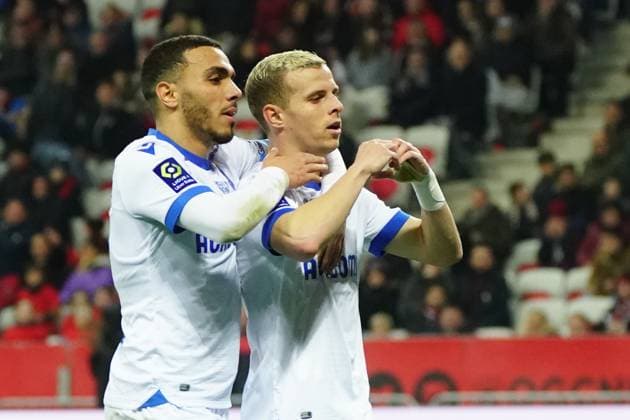 Fußball, OGC Nizza - AJ Auxerre Joie - Gauthier Hein (AJ Auxerre) - Akim Zedadka (AJ Auxerre) FOOTBALL : OGC Nice vs AJ Auxerre - Ligue 1 Ubereats - Nice - 03 03 2023 NorbertScanella Panoramic 