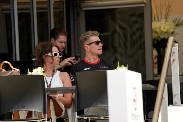 Formula 1 Gulf Air Bahrain Grand Prix 2023 04 03 2023, Bahrain International Circuit, Sakhir, Formula 1 Gulf Air Bahrain Grand Prix 2023 ,in picture Nico Hülkenberg DEU , Moneygram Haas F1 Team with wife Egle Ruskyte nordphotoxGmbHx xBratic nph00250