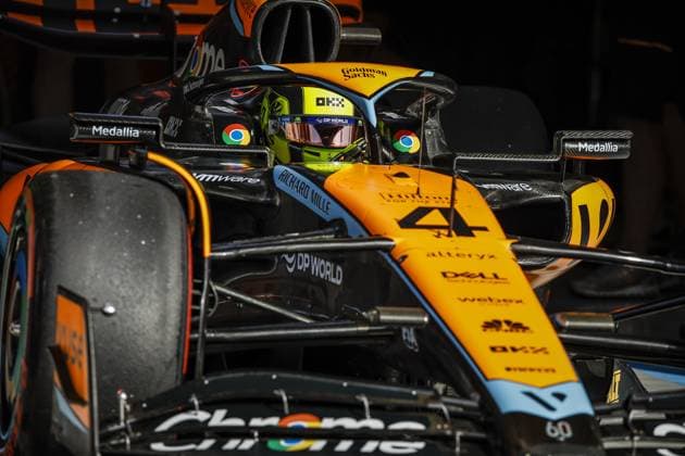 04 NORRIS Lando (gbr), McLaren F1 Team MCL60, action during the Formula 1 Gulf Air Bahrain Grand Prix 2023, 1st round of the 2023 FIA Formula One World Championship, WM, Weltmeisterschaft from March 2 3 to 5, 2023 on the Bahrain International Circuit, in Sakhir, Bahrain - F1 - BAHRAIN GRAND PRIX 2023 DPPI Panoramic  _R3_0284