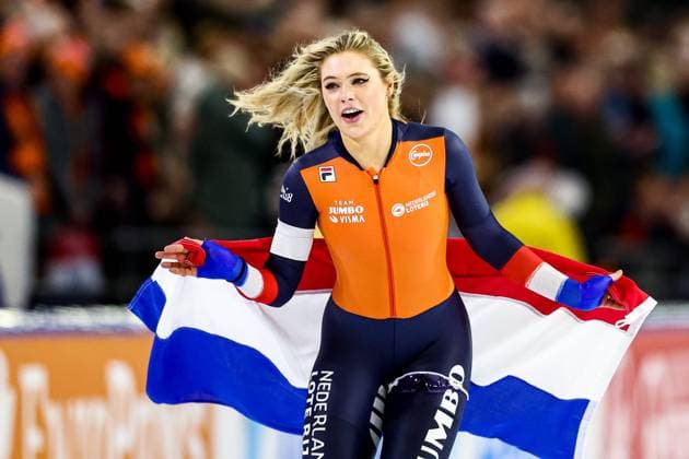 Bilder des Jahres 2023, Sport 03 März Sport Themen der Woche KW09 HERENVEEN - Jutta Leerdam wins the 1000 meters for women at the ISU World Speed skating, Eisschnelllauf Championships in Thialf. ANP VINCENT JANNINK ISU World Speed Skating Championships - Heerenveen 2023 xVIxANPxSportx xxANPxIVx 464145363 originalFilename: 464145363.jpg
