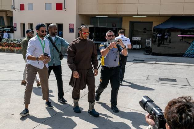 SAKHIR, BAHRAIN: Lewis Hamilton, racing for the Mercedes F1 team during the 2023 Formula 1 Bahrain Grand Prix at the Bahrain International Circuit in Sakhir, Bahrain