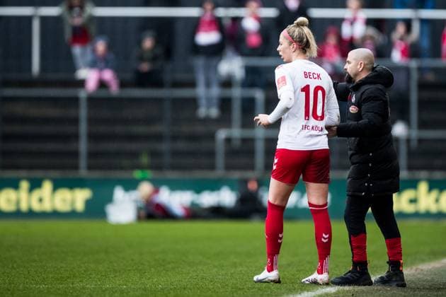FLYERALARM Women Football Bundesliga, 1 FC Koeln Bayer 04 Leverkusen 05 03 2023 Sharon Beck 1 FC Koeln, 10 , Sascha Glass Coach 1 FC Koeln FLYERALARM Women Football Bundesliga, 1 FC Koeln Bayer 04 Leverkusen, Koeln, Geissbockheim DFB REGULATIONS PROHIBIT ANY USE OF PHOTOGRAPHS AS IMAGE SEQUENCES AND OR QUASI VIDEO Copyright: xBEAUTIFULxSPORTS Wunderlx