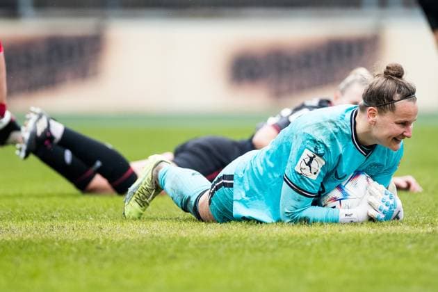 FLYERALARM Women Football Bundesliga, 1 FC Koeln Bayer 04 Leverkusen 05 03 2023 Friederike Repohl Bayer 04 Leverkusen, 27 haelt FLYERALARM Women Football Bundesliga, 1 FC Koeln Bayer 04 Leverkusen, Koeln, Geissbockheim DFB REGULATIONS PROHIBIT ANY USE OF PHOTOGRAPHS AS IMAGE SEQUENCES AND OR QUASI VIDEO Copyright: xBEAUTIFULxSPORTS Wunderlx