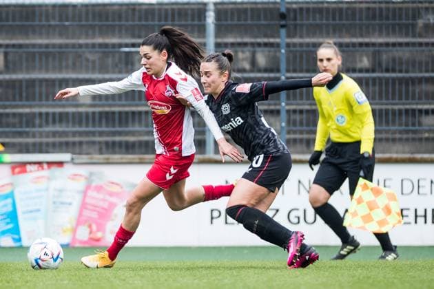 FLYERALARM Women Football Bundesliga, 1 FC Koeln Bayer 04 Leverkusen 05 03 2023 Manjou Wilde 1 FC Koeln, 7 , Lara Marti Bayer 04 Leverkusen, 30 FLYERALARM Women Football Bundesliga, 1 FC Koeln Bayer 04 Leverkusen, Koeln, Geissbockheim DFB REGULATIONS PROHIBIT ANY USE OF PHOTOGRAPHS AS IMAGE SEQUENCES AND OR QUASI VIDEO Copyright: xBEAUTIFULxSPORTS Wunderlx