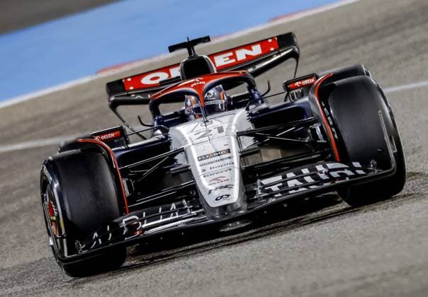 BAHRAIN - Nyck de Vries (AlphaTauri) in action during the Grand Prix of Bahrain. It is the first race of the 2023 Formula 1 season. ANP SEM VAN DER WAL F1 Grand Prix of Bahrain 2023 xVIxANPxSportx xxANPxIVx 464243658 originalFilename: 464243658.jpg