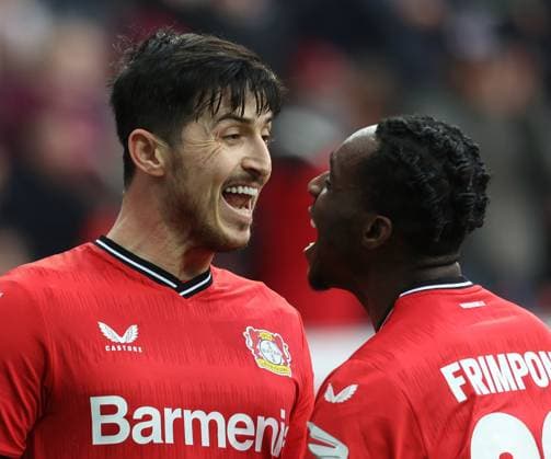 Sport Themen der Woche KW09 Sport Bilder des Tages Sardar Azmoun (Bayer), Jeremie Agyekum Frimpong (Bayer), Leverkusen, Deutschland, 05.03.2023, 1. Bundesliga, 23. Spieltag, Bayer 04 Leverkusen - Hertha BSC Berlin. DFL REGULATIONS PROHIBIT ANY USE OF PHOTOGRAPHS AS IMAGE SEQUENCES AND OR QUASI-VIDEO *** Sardar Azmoun Bayer , Jeremie Agyekum Frimpong Bayer , Leverkusen, Germany, 05 03 2023, 1 Bundesliga, 23 Spieltag, Bayer 04 Leverkusen Hertha BSC Berlin DFL REGULATES PROHIBIT ANY USE OF PHOTOGRAPHS AS IMAGE SEQUENCES AND OR QUASI VIDEO