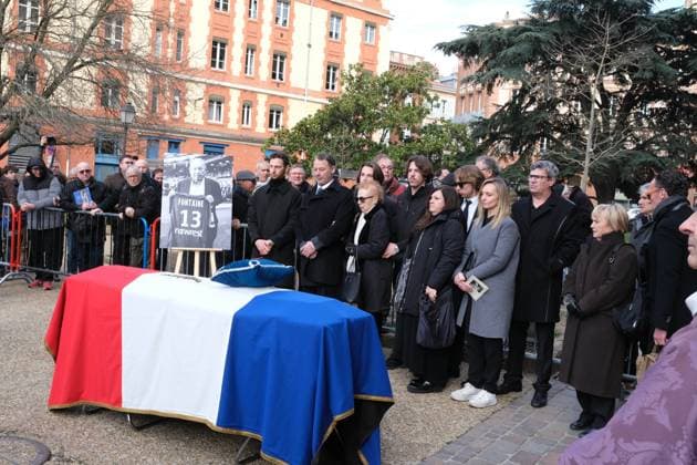 Sport Themen der Woche KW10 Obseques de Just Fontaine - Cathedrale de St Etienne - Toulouse - 06 03 2023 Arlette, la veuve de Just Fontaine, et ses enfants Frederic et Florence NEWS : Obseques de Just Fontaine - Cathedrale de St Etienne - Toulouse - 06 03 2023 LucaCutolo Panoramic 