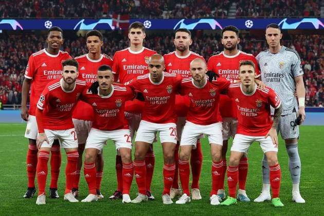 Lisboa, Portugal 07 03 2023, xjfx Champions Legue Round of 16 S L Benfica FC Brugge v l , Team photo S L Benfica, Benfica s squad, Line up of S L Benfica back from left Florentino Dias S L Benfica , Alexander Bah S L Benfica , Antonio Silva S L Benfica , Nicolas Otamendi S L Benfica , Antonio Silva S L Benfica and goalkeeper Goolkeeper Odisseas Vlachodimos S L Benfica , bottom from left Rafa Silva S L Benfica , Chiquinho S L Benfica , Joao Mario S L Benfica , Frederik Aursnes S L Benfica and Alejandro Grimaldo S L Benfica Copyright: JoaquimxFerreira